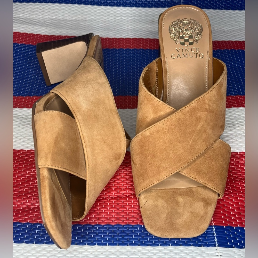 NWOT Vince Camuto Slip On Suede Criss Cross Stap Tan Women's Block Heels Mules 8 - Picture 3 of 16